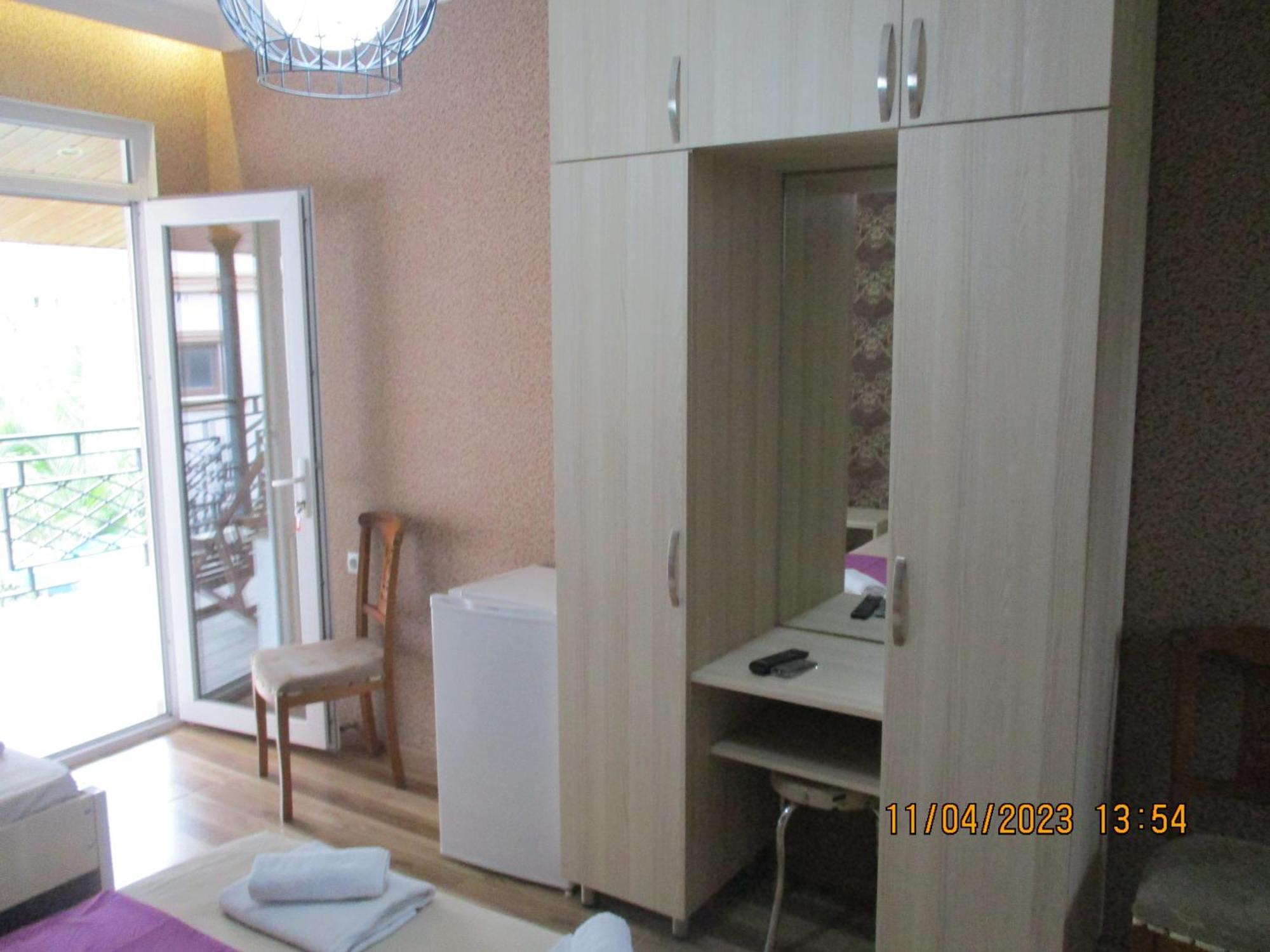 Guest House Nino Makhinjauri Zimmer foto