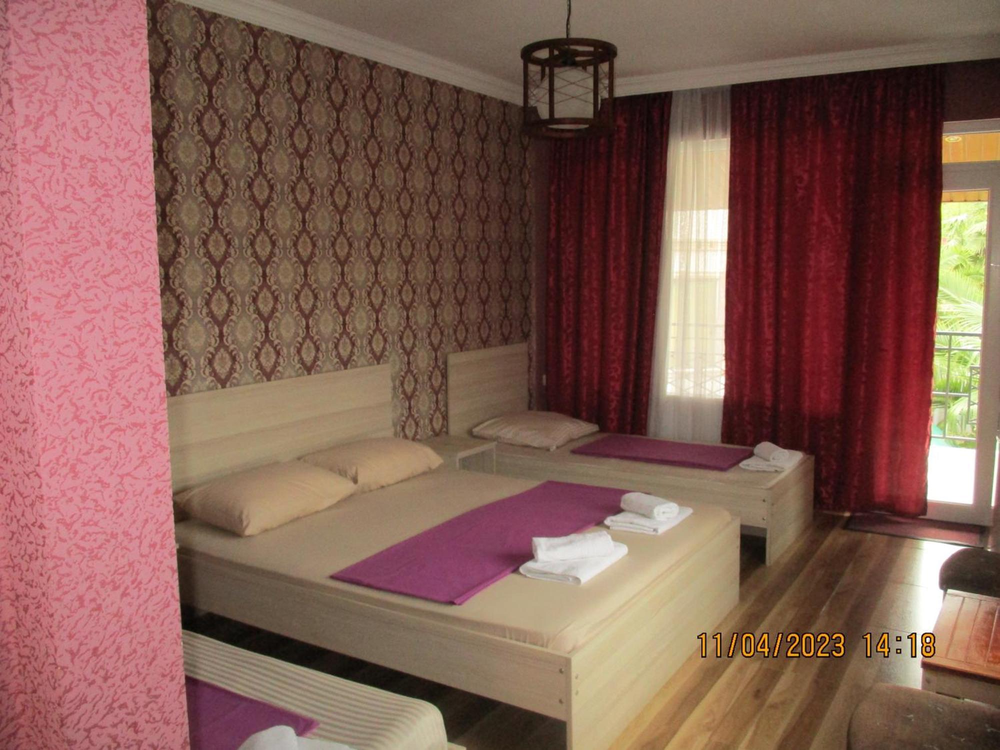 Guest House Nino Makhinjauri Zimmer foto