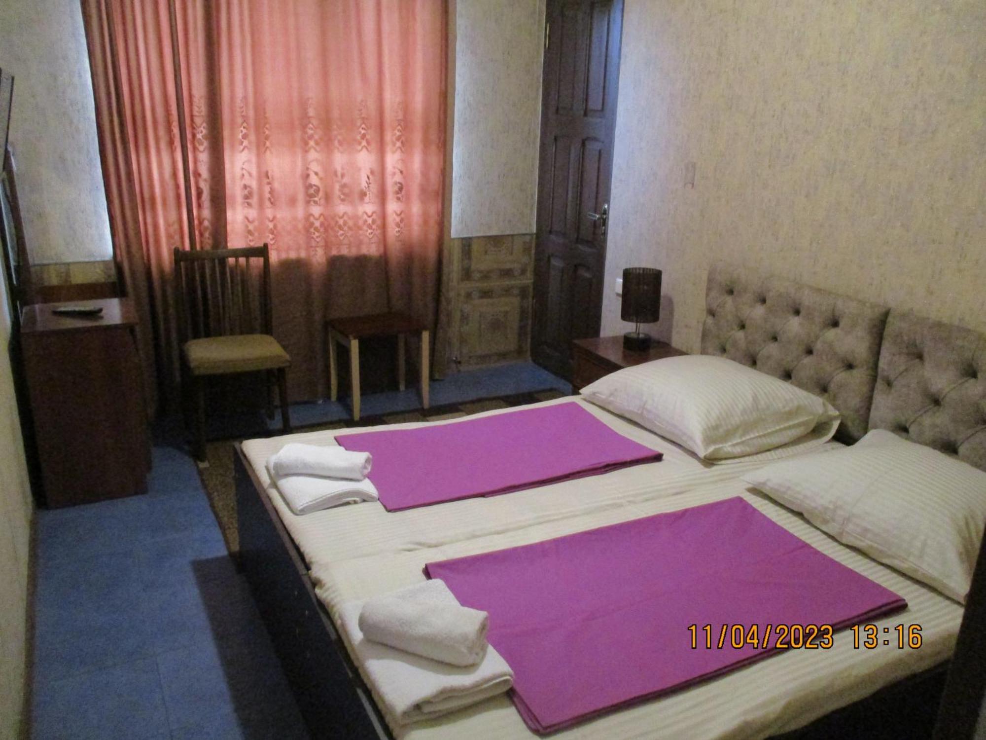 Guest House Nino Makhinjauri Zimmer foto